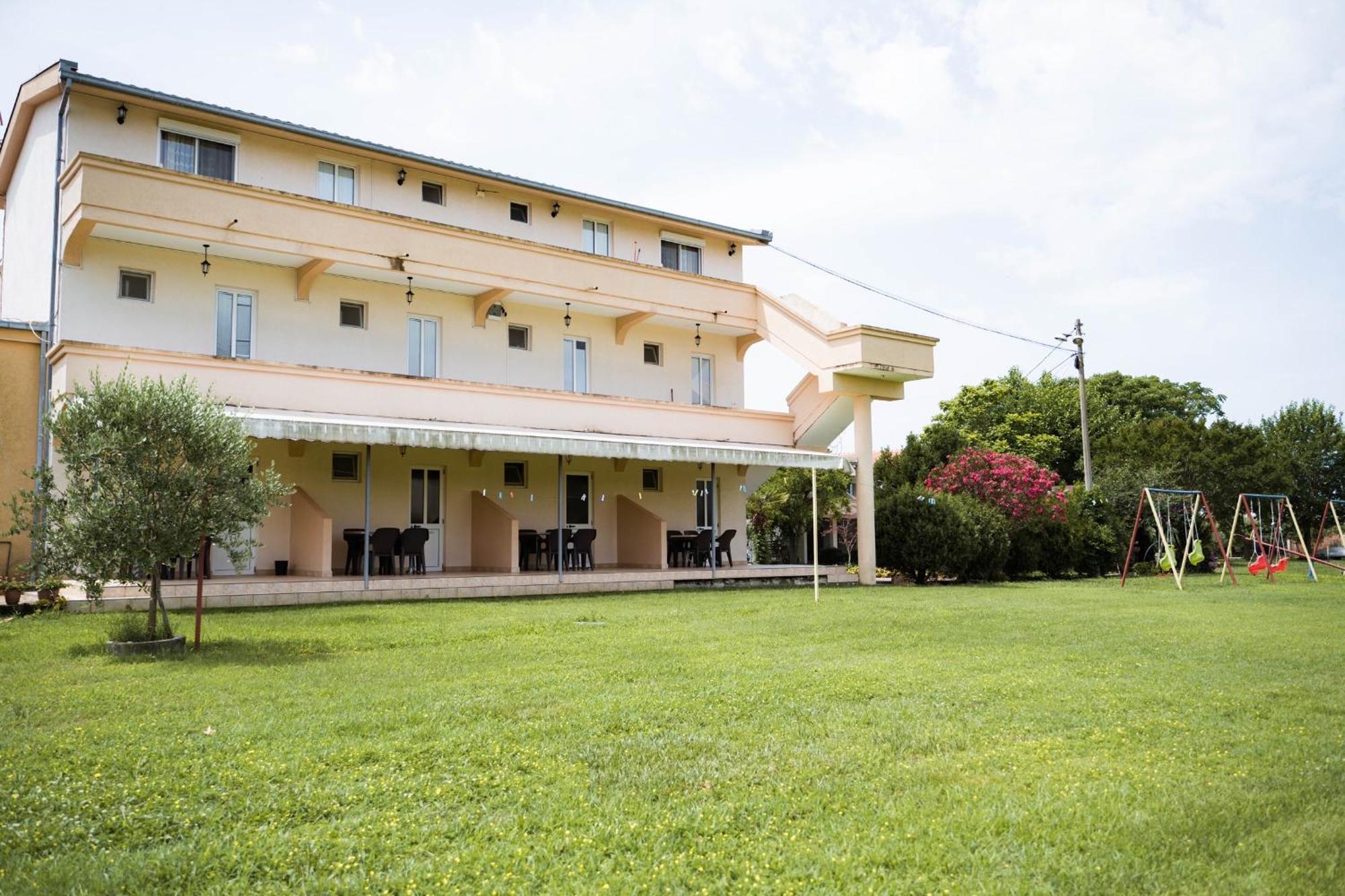 Apartments Rudaj Ulcinj Exteriör bild