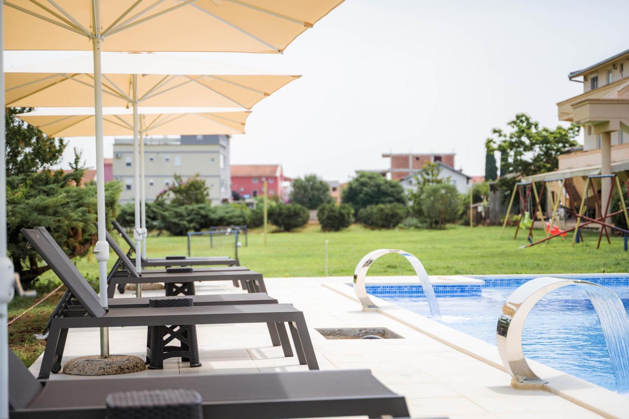 Apartments Rudaj Ulcinj Exteriör bild